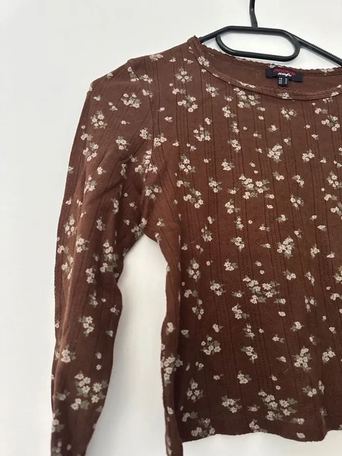 Pull marron avec fleurs brodées Pimkie - photo numéro 2