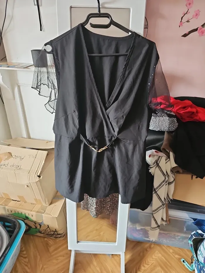 Blouse mc noire t44 curve