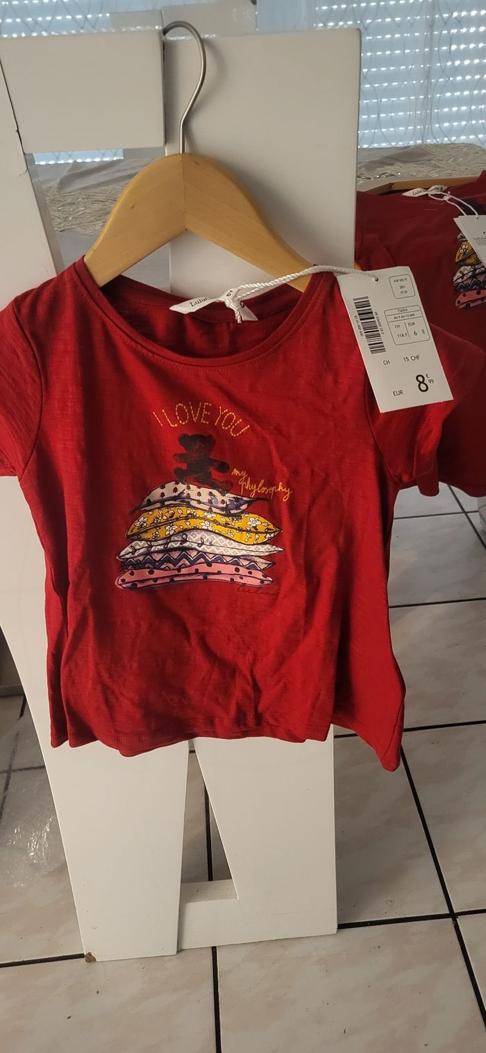 Tee-shirt neuf soldé à moins de 50 % - photo numéro 5