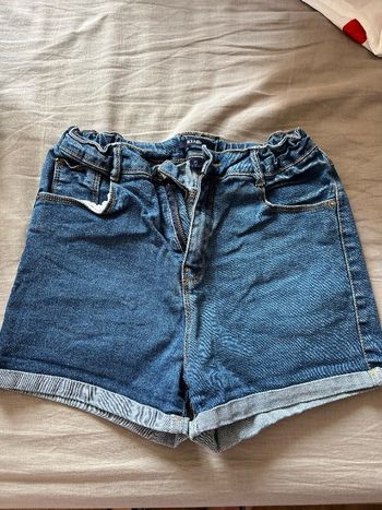 Short en jean bleu