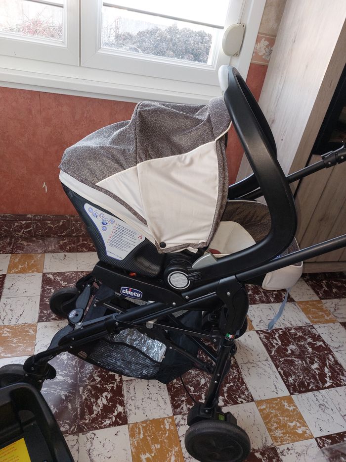 Poussette Chicco trio living - photo numéro 7