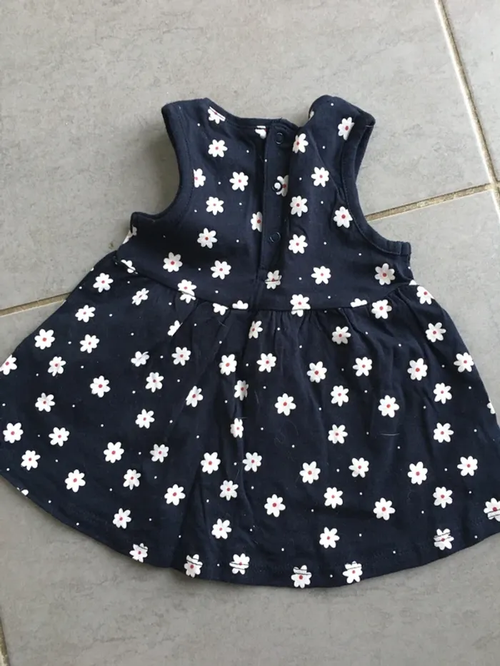 Lot 3 robes d’été 3 mois - photo numéro 12