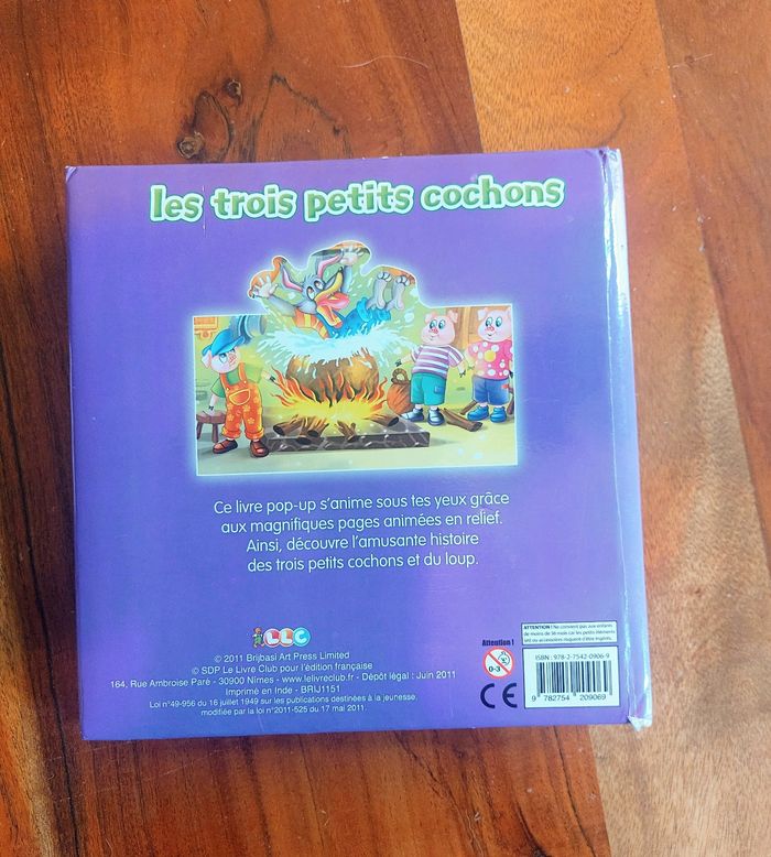 Livre pop-up "Les trois Petits Cochons" - photo numéro 6