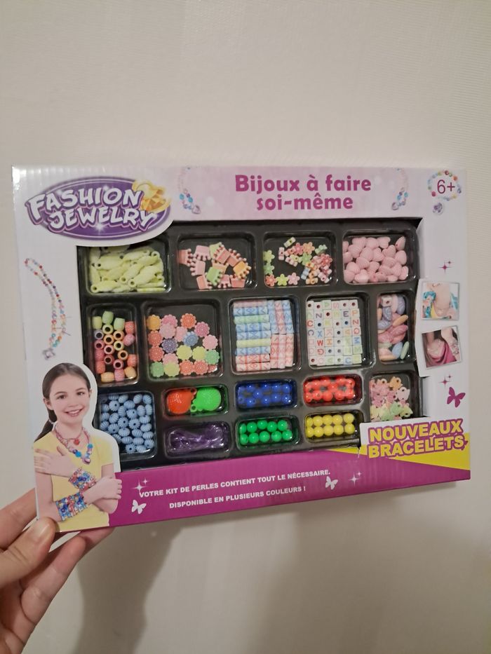 Jeux bijoux à faire soi même - photo numéro 1