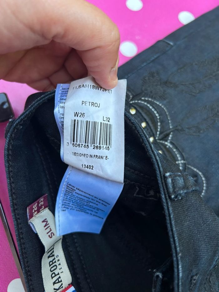 Jean bleu foncée kaporal slim brodé W26L32 femme - photo numéro 12