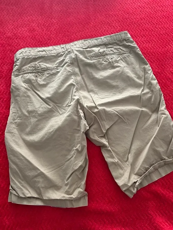 Short marron clair - photo numéro 3