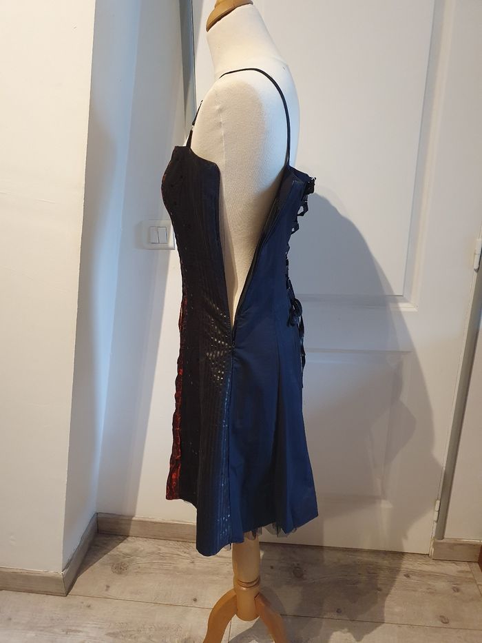 Robe pour les fêtes de fin d'année. - photo numéro 4