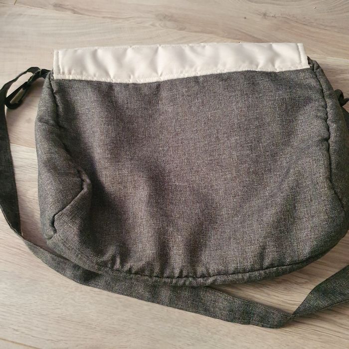 Sac à langer bandoulière gris - photo numéro 4