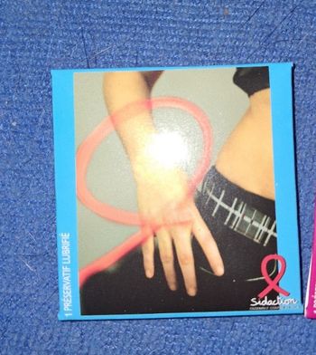 Mylène Farmer preservatif bleu officiel neuf 