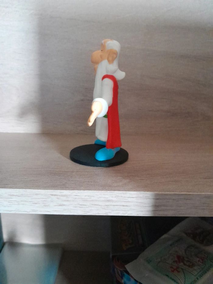 Figurine Panoramix doigt en l air Mc Donald - photo numéro 2