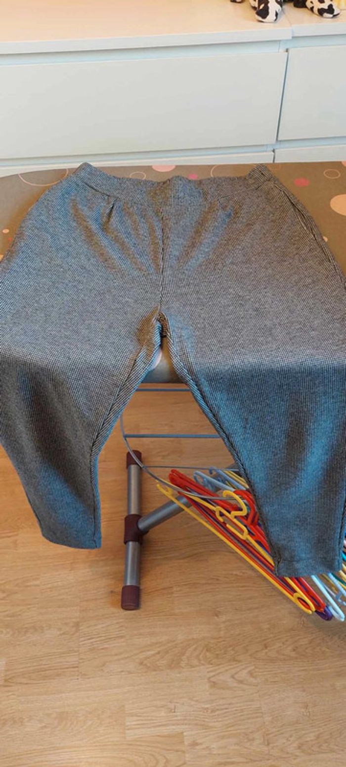 Beau et chaud pantalon femme Pull & Bear S noir/blanc très bon état - photo numéro 4