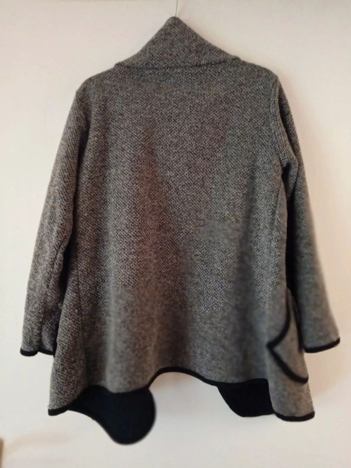 Très beau gilet gris taille L - photo numéro 2