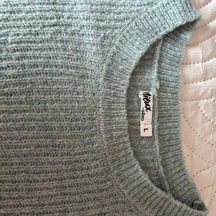 Pull chaud - photo numéro 3