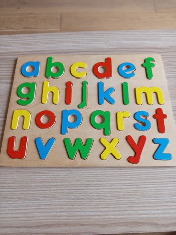 Puzzle en bois alphabet