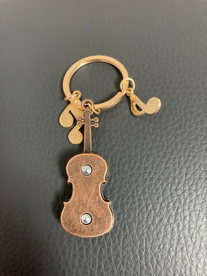 Porte clé violon 🎻 - photo numéro 3