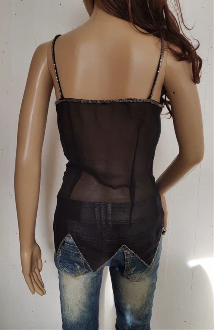 Top voile et sequins, perles finitions asymétriques Top tout voile tulle noire - photo numéro 3