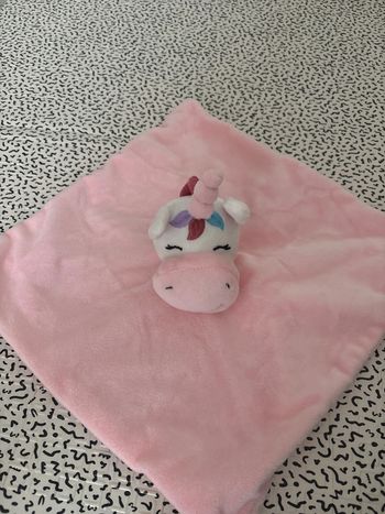 Doudou plat licorne rose