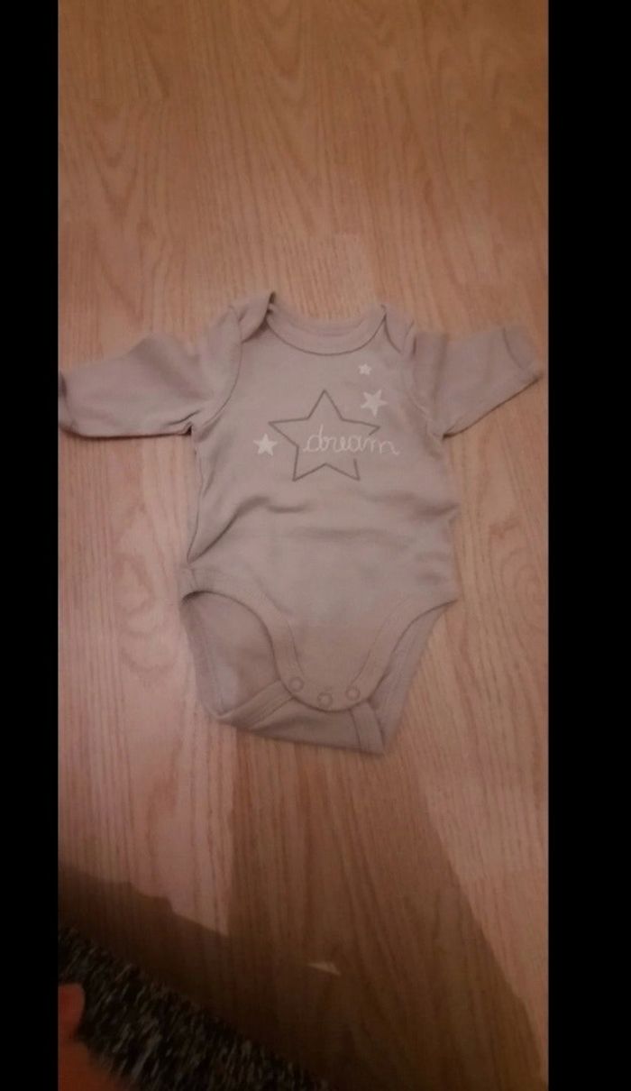 Lot 2 bodys manche longue - photo numéro 2