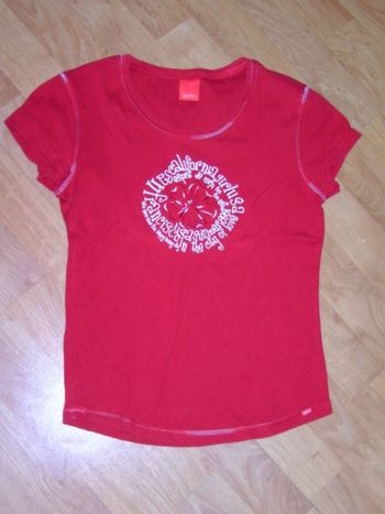 Tee shirt ESPRIT rouge écritures blanches "California" taille S TBE