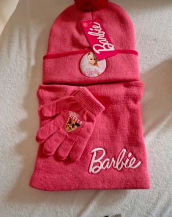 Ensemble hiver 3 pièces barbie neuf