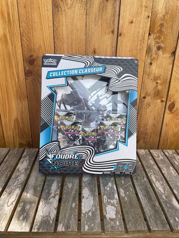 Coffret Classeur Pokémon 10.5 Foudre Noire