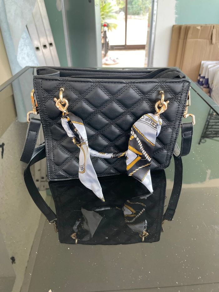 Petit sac noir - photo numéro 3
