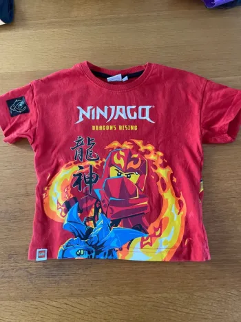 T-shirt ninjago 3-4 ans