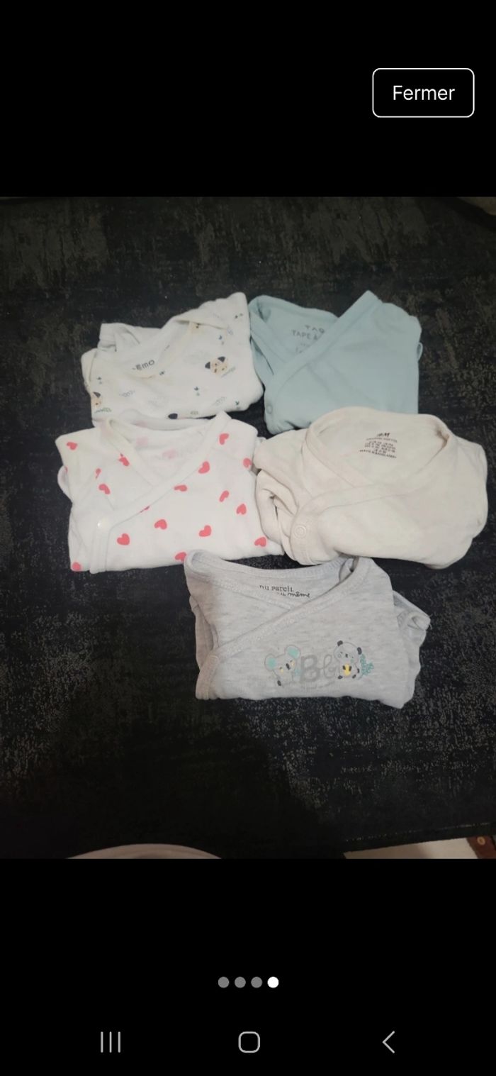 Lot de 14 bodies taille 1mois - photo numéro 4