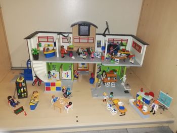 École aménagée playmobil 9453