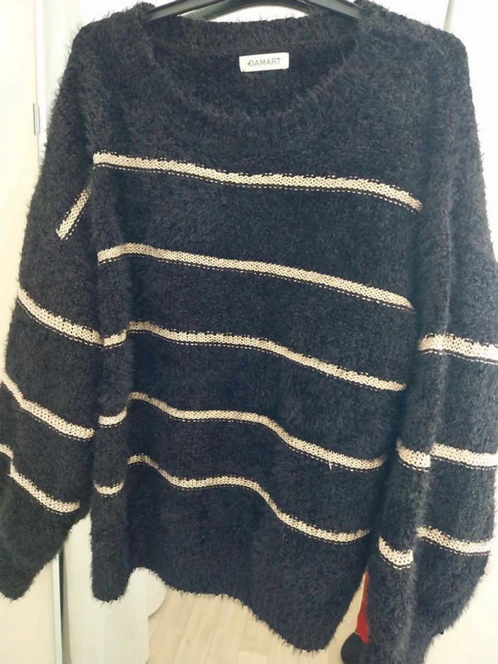 Pull noir et dore Damart T38/40 - photo numéro 3