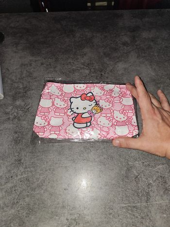 [NEUF] Grande trousse Hello Kitty