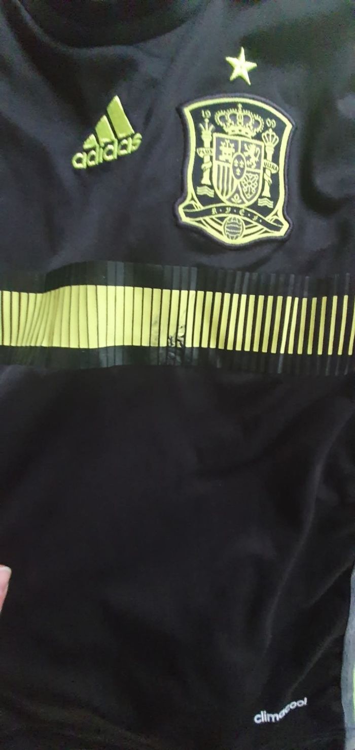 Tenue de foot 10 ans - photo numéro 4