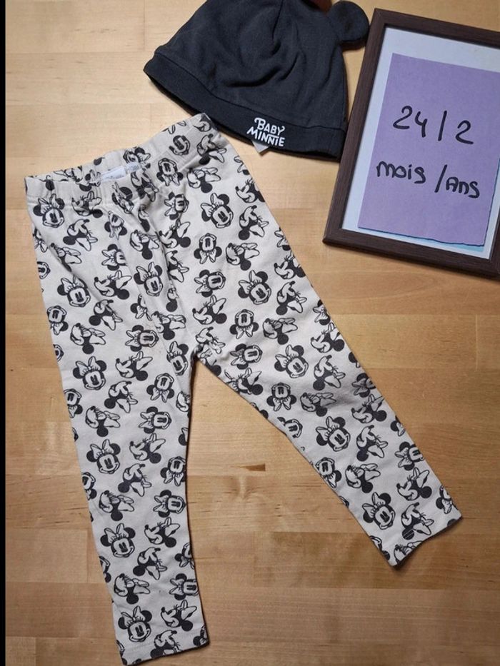 Legging pour fille taille 24 mois Marque Disney très bon état