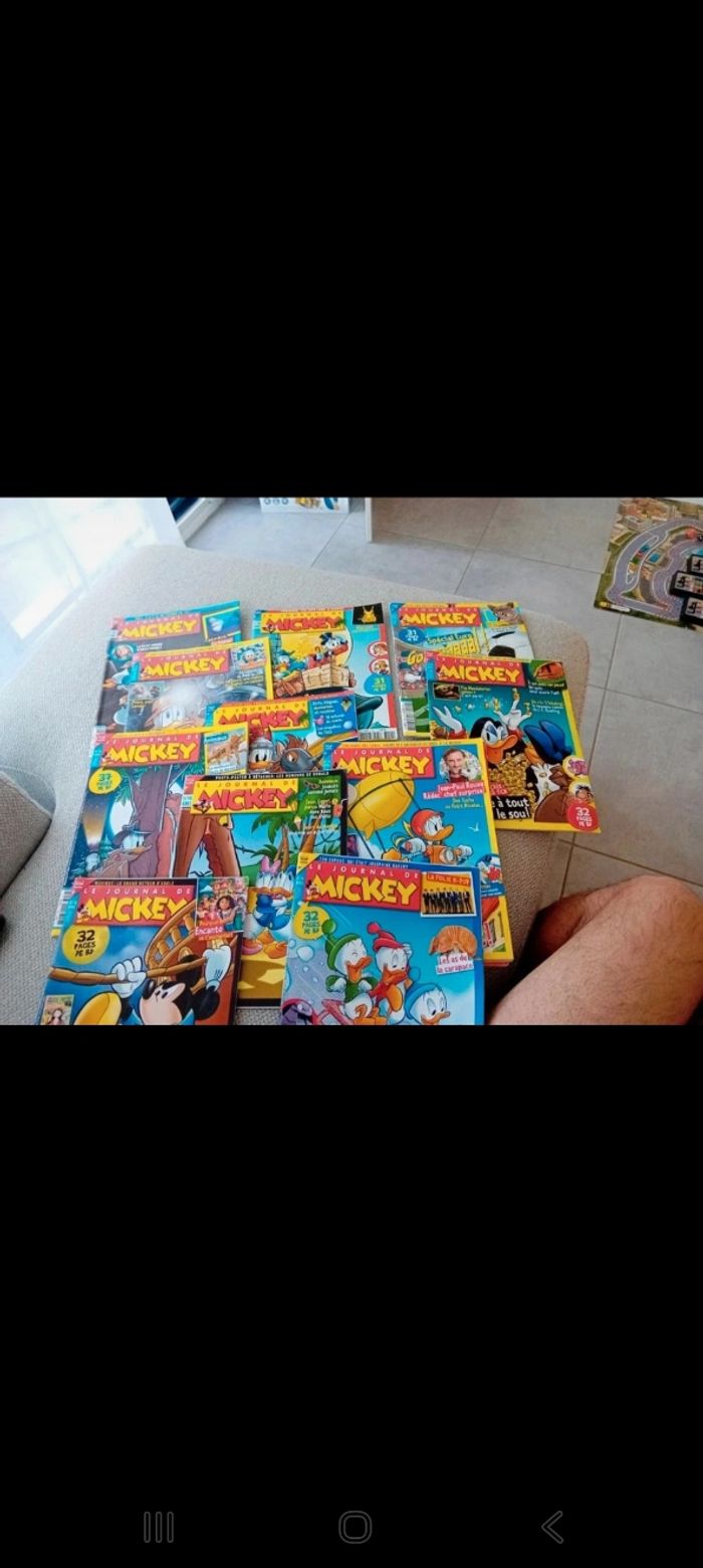 Lot journal de mickey