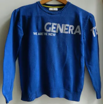 Pull T 8/9 ans "La Redoute"