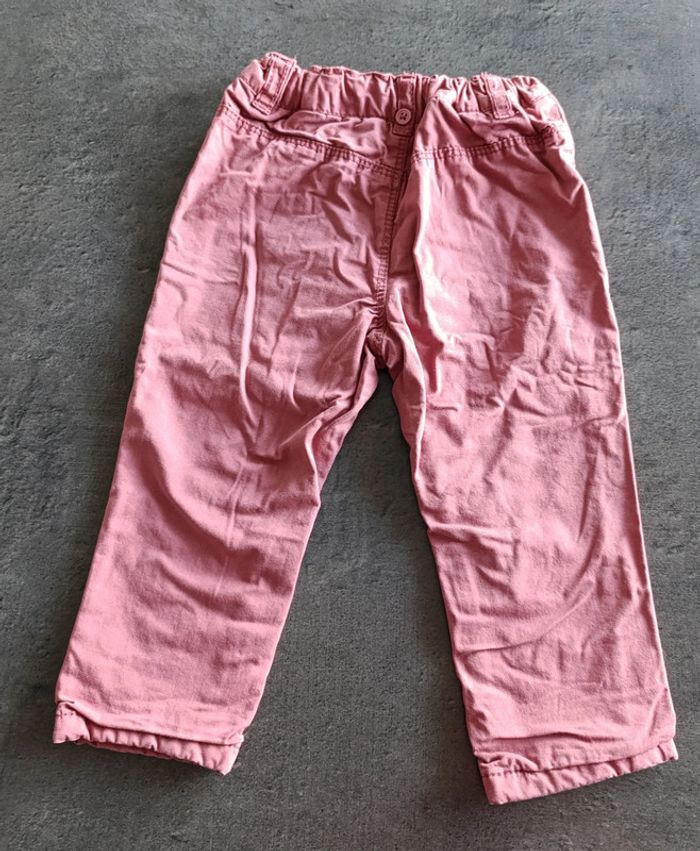 Pantalon rouge / bordeau
Taille 18 mois - photo numéro 2