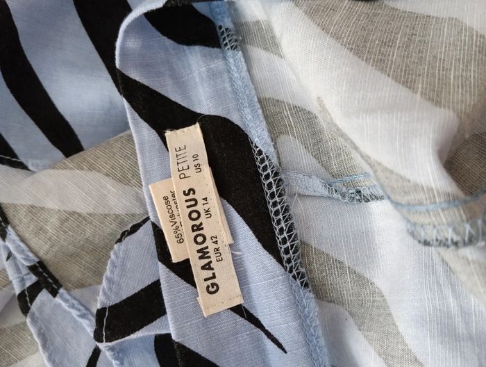 Jupe midi  boutonnée imprimé zèbre sur fond bleu pâle - photo numéro 7