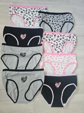 🌟lot de 8 sous vêtements fille neuf🌟