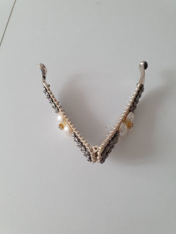 Pince à cheveux neuves