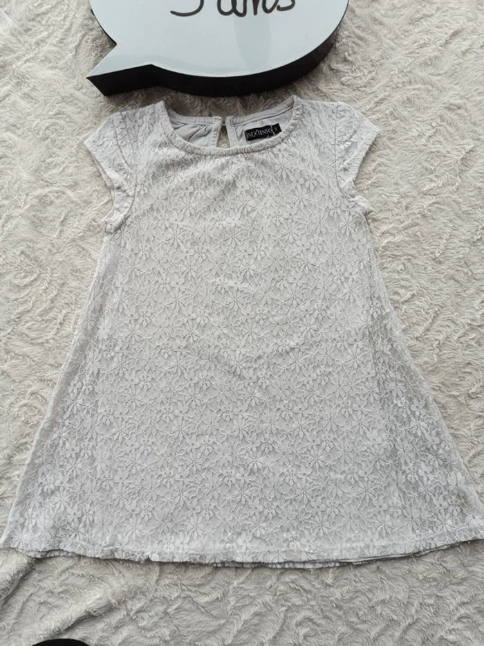 Robe de fête anniversaire mariage Noël baptême Fille 5 ans broderie fleurs In Extenso - photo numéro 2