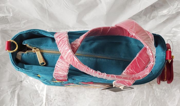 DISNEY - Blanche Neige - Sac Fourre-Tout Velours Loungefly - photo numéro 6
