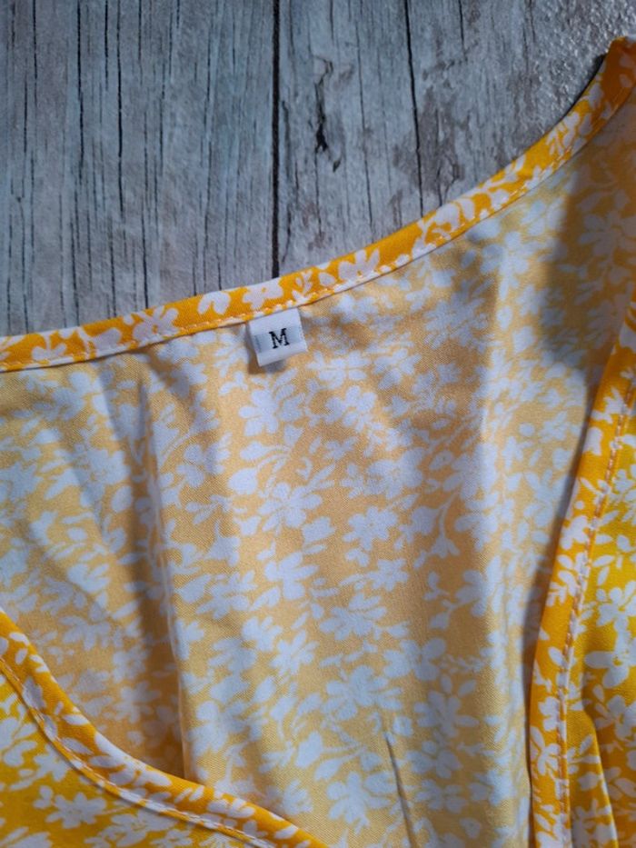 Robe jaune - photo numéro 4