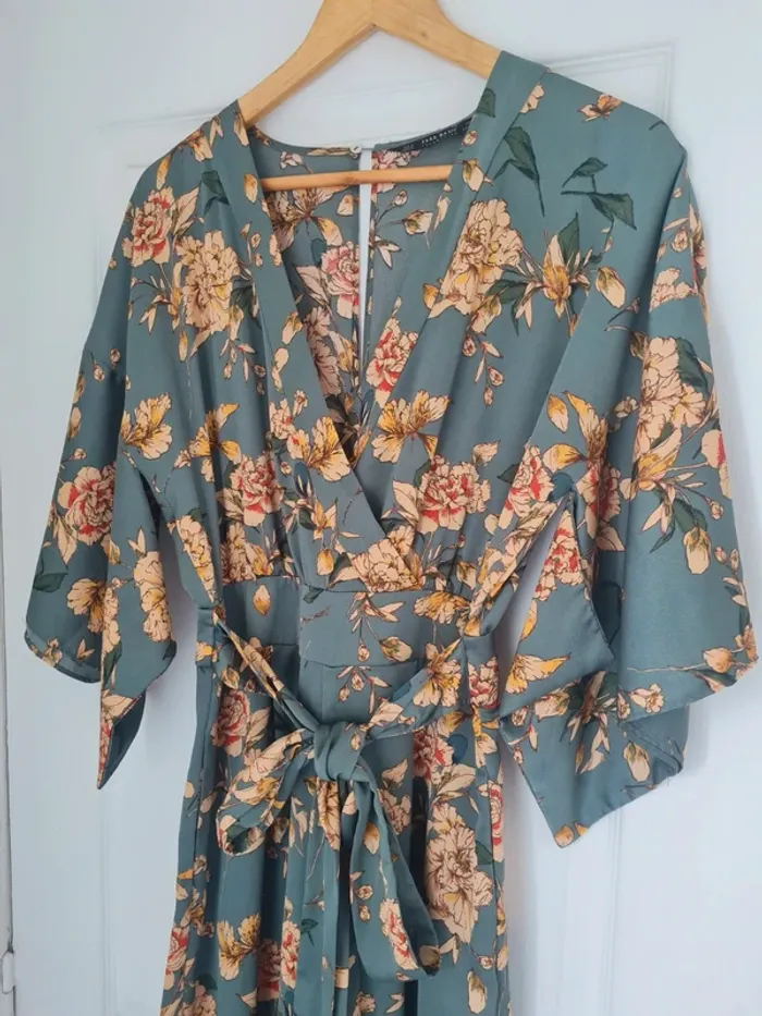 Combinaison fleurs Zara - photo numéro 3