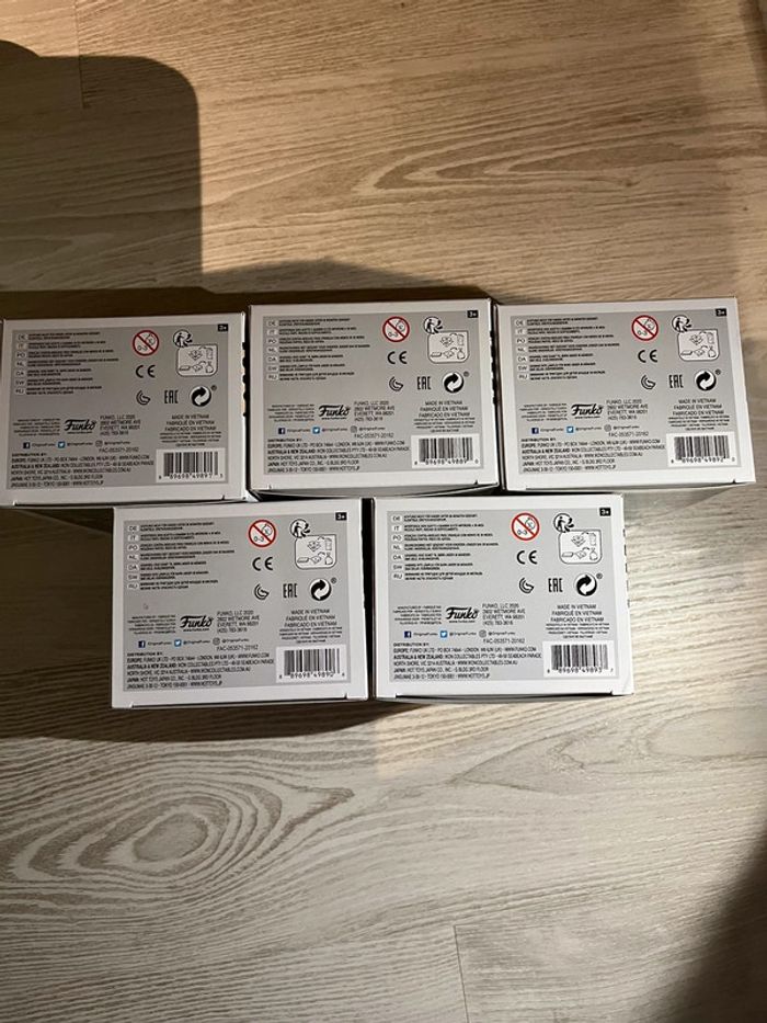 Lot 5 funko Pop Mickey Mouse 50 ans - Walt Disney - photo numéro 6
