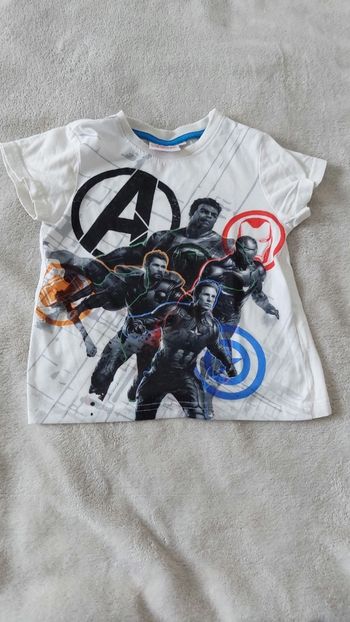 Tee shirt avengers 4 ans