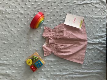 robe manches courtes rayée rouge et blanc doublée 9 mois chicco