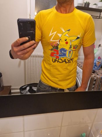 Tee-shirt pokémon