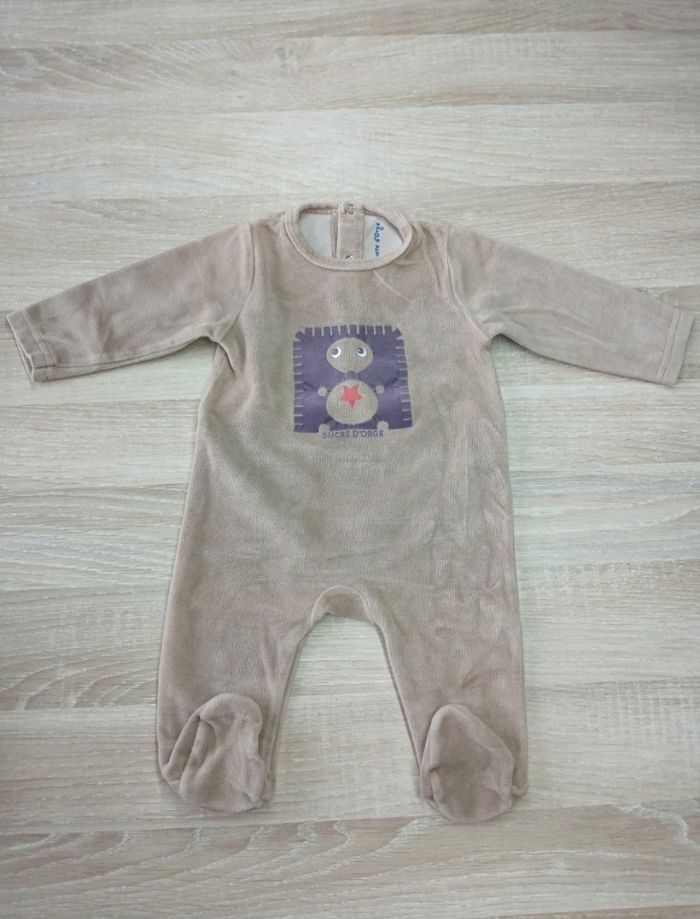 Lot 8 pyjamas 6 mois - photo numéro 9