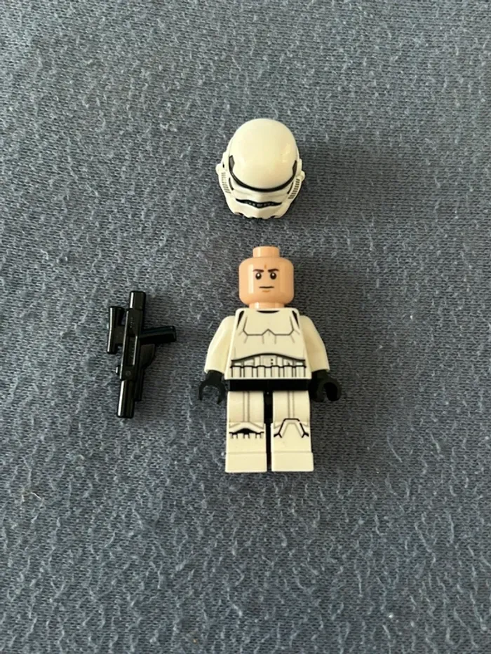 Lego star wars Stormtrooper sw1137 Set 75307 - photo numéro 2