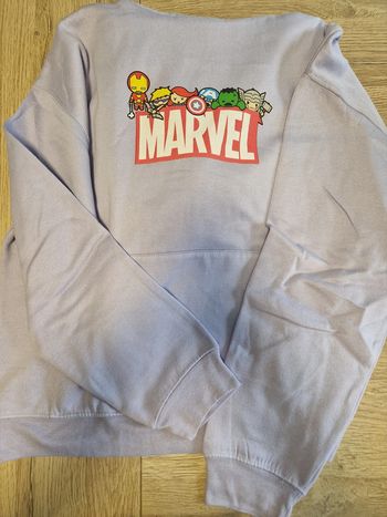 Sweat à capuche Marvel mauve taille S